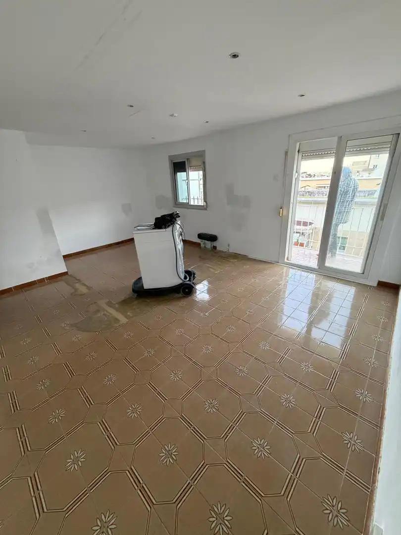Piso en venta en Barcelona con Terraza y Balcón