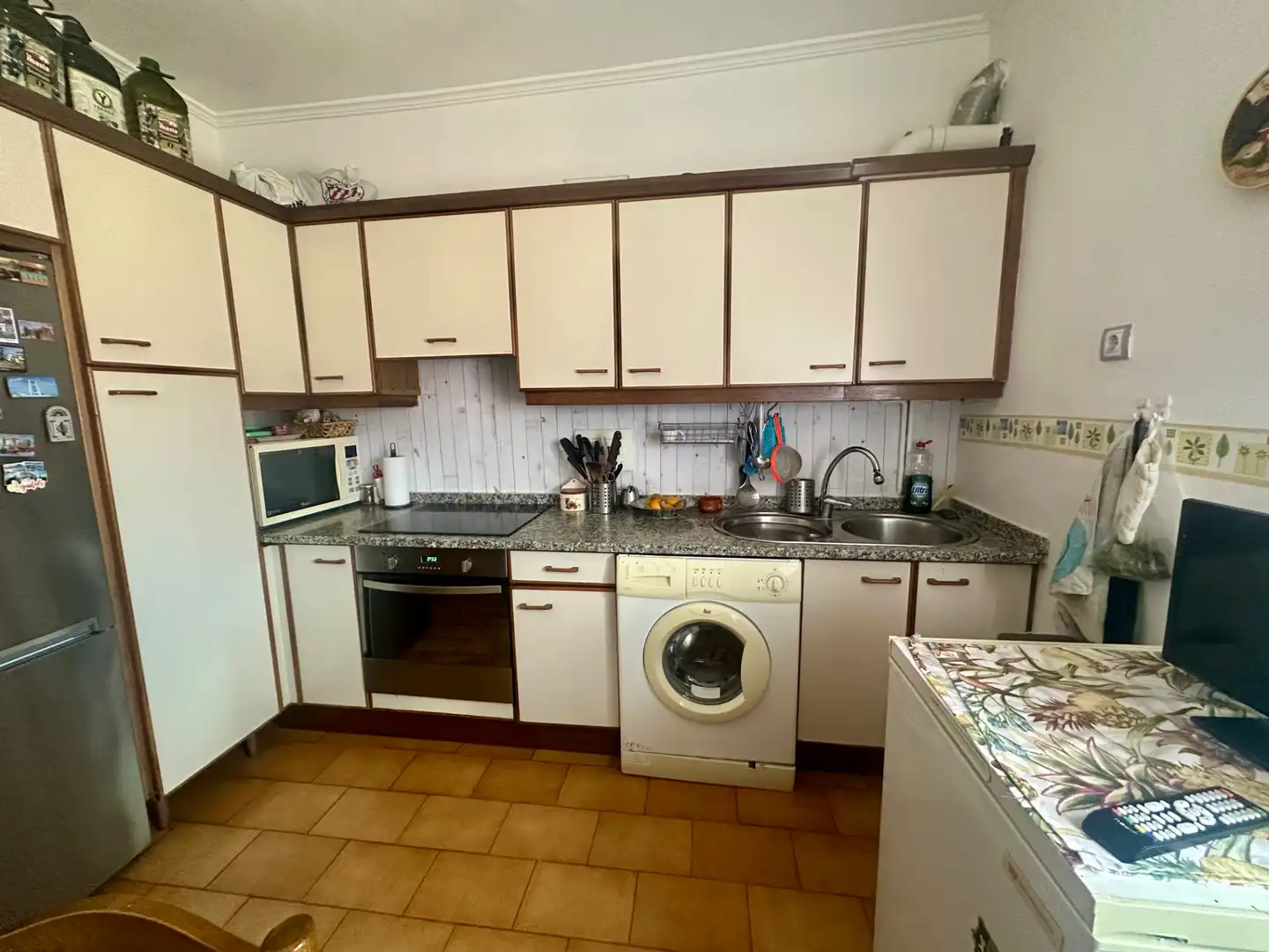 Kitchen of Flat for sale in Barakaldo   with Furnished