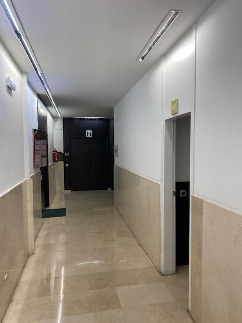 Oficina de lloguer a Calle de Cólquide, El Caño - Maracaibo