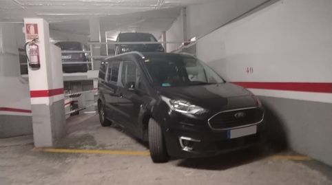 PLAZA DE PARKING PARA COCHE GRANDE Y MOTO