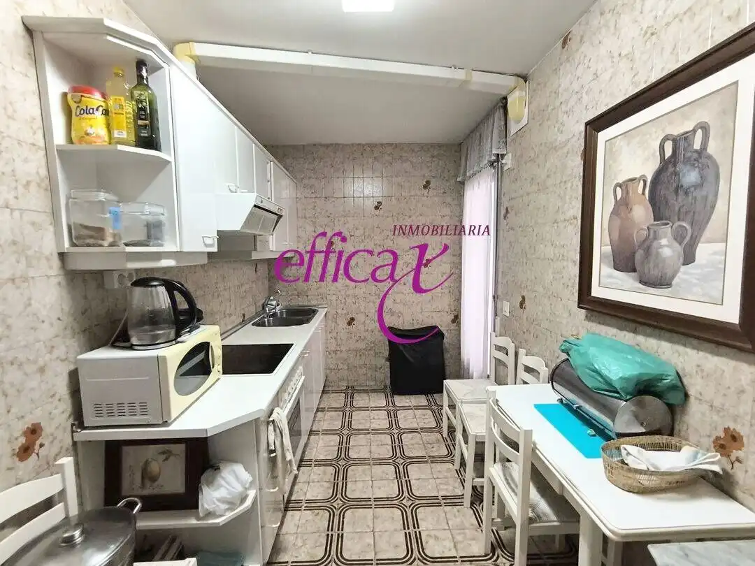 Kitchen of Flat for sale in Erustes  with Heating
