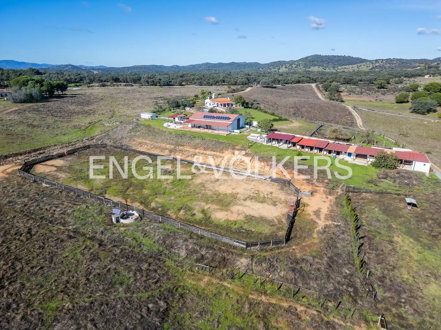 Finca rústica en venda en Cazalla de la Sierra amb Calefacció
