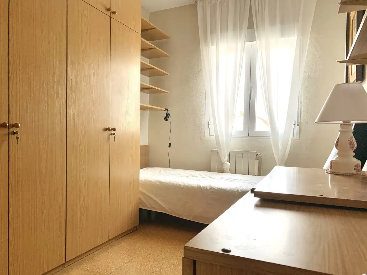 Bedroom of Flat for rent in Madrid  with Heating, Parquet flooring and Terrace