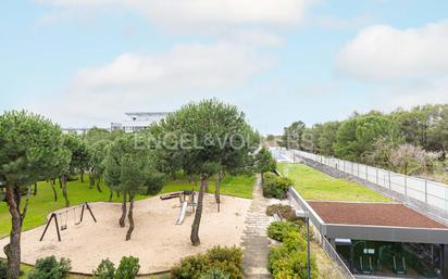 Exterior view of Apartment for sale in Majadahonda  with Air Conditioner, Heating and Terrace