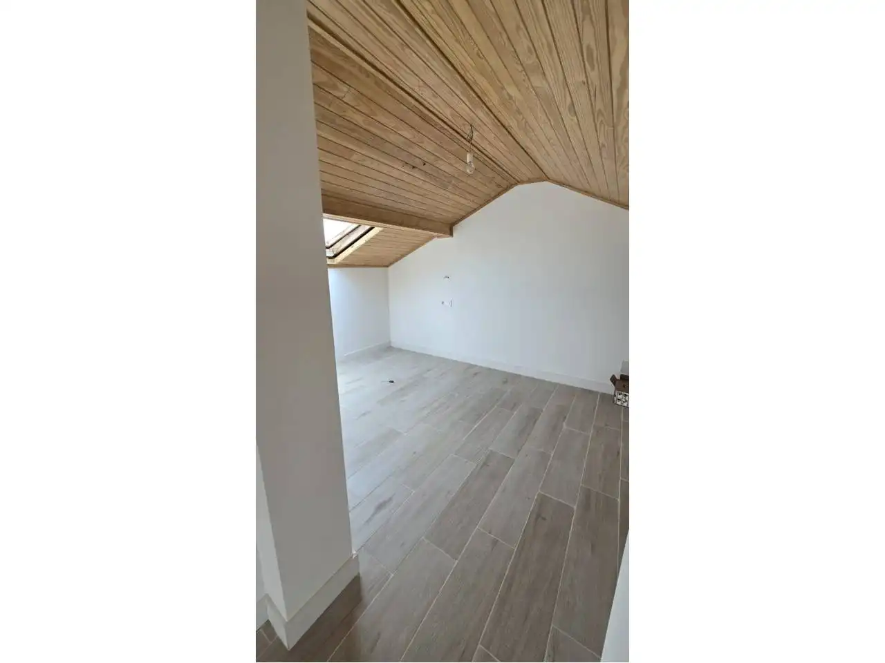 Casa adosada en venta en Vilagarcía de Arousa con Calefacción, Terraza y Amueblado