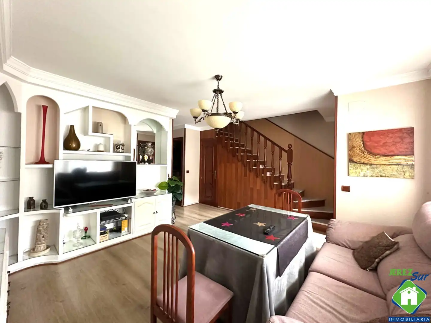 Living room of Detached homes for sale in Jerez de la Frontera  with Air Conditioner, Heating and Private garden