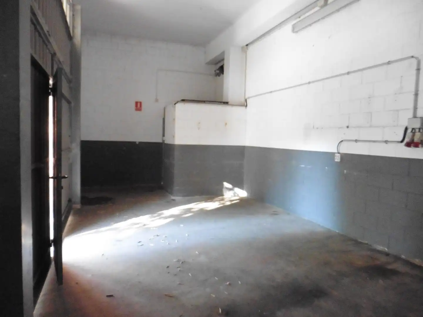 Nau industrial de lloguer en La Roca del Vallès