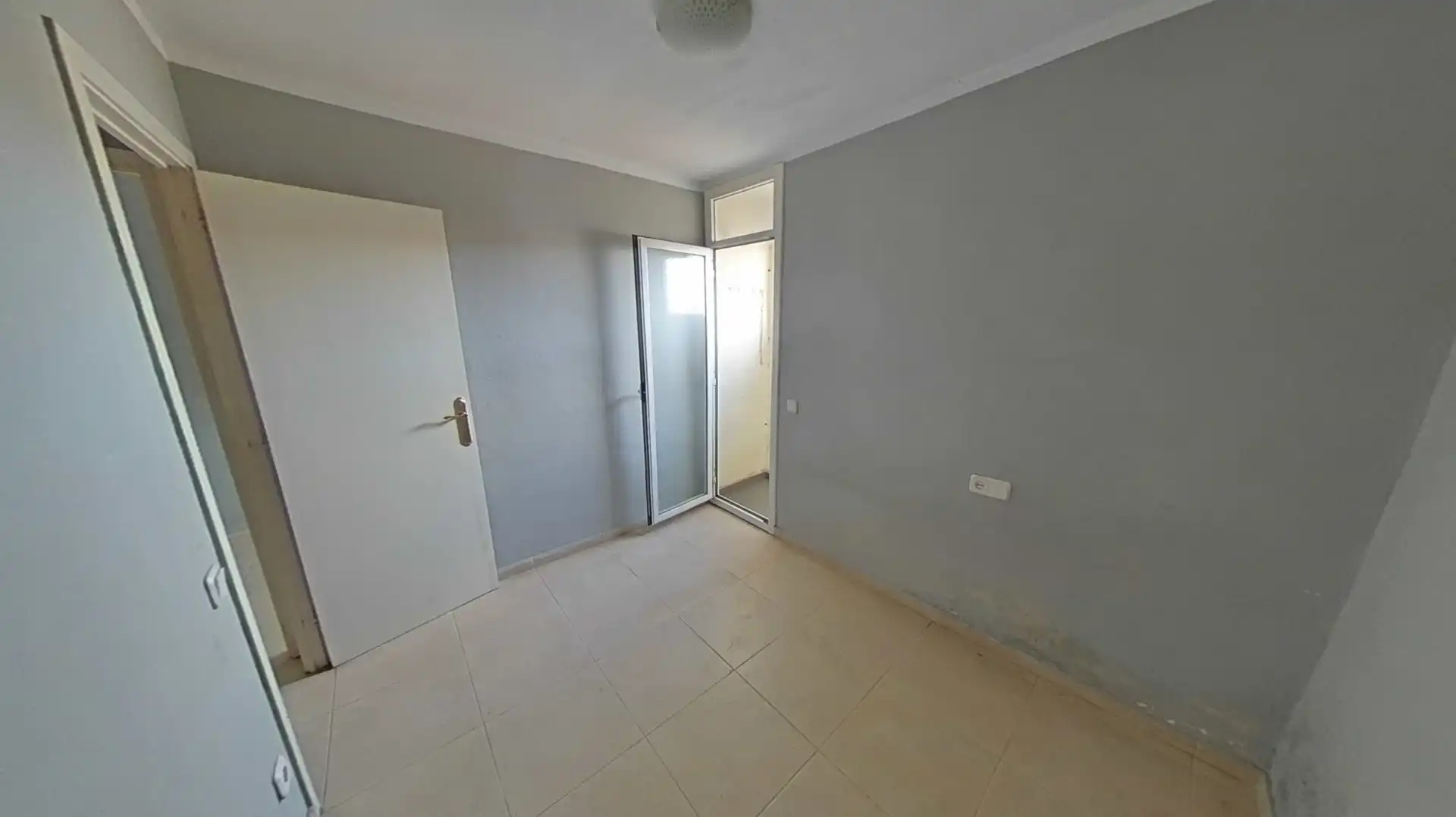 Piso en venta en Carrer de Bernat Martorell, El Besós i el Maresme