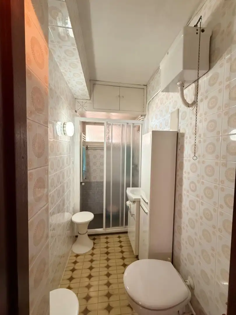 Bathroom of Flat for sale in Madrid  with Heating, Terrace and Furnished