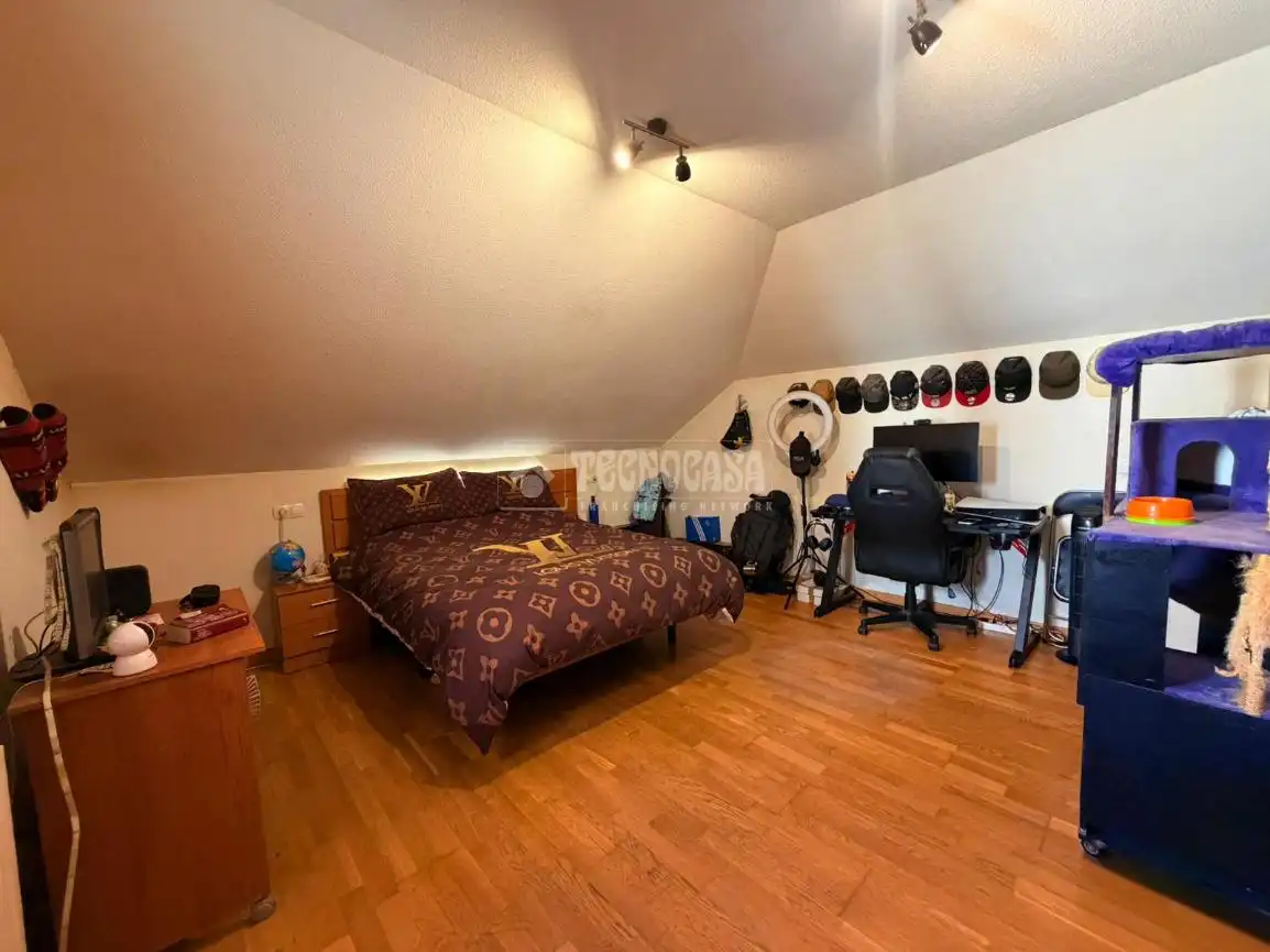 Habitación de Piso en venta en Valdepeñas con Aire acondicionado, Calefacción y Terraza