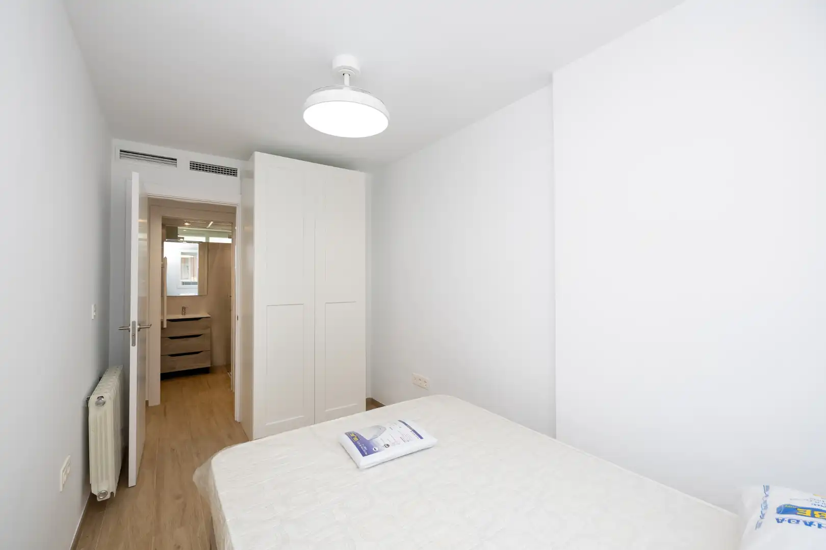 Schlafzimmer von Wohnung zur Miete in Granada mit Klimaanlage, Heizung und Möbliert
