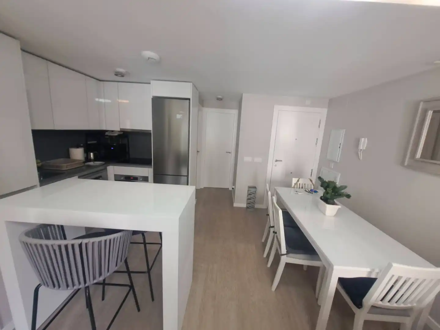 Flat for rent in Calle Emilio Prados, 2, Los Rios