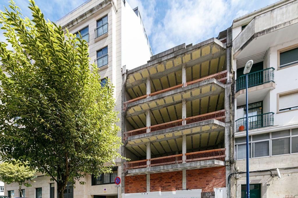 Exterior view of Building for sale in Vigo 