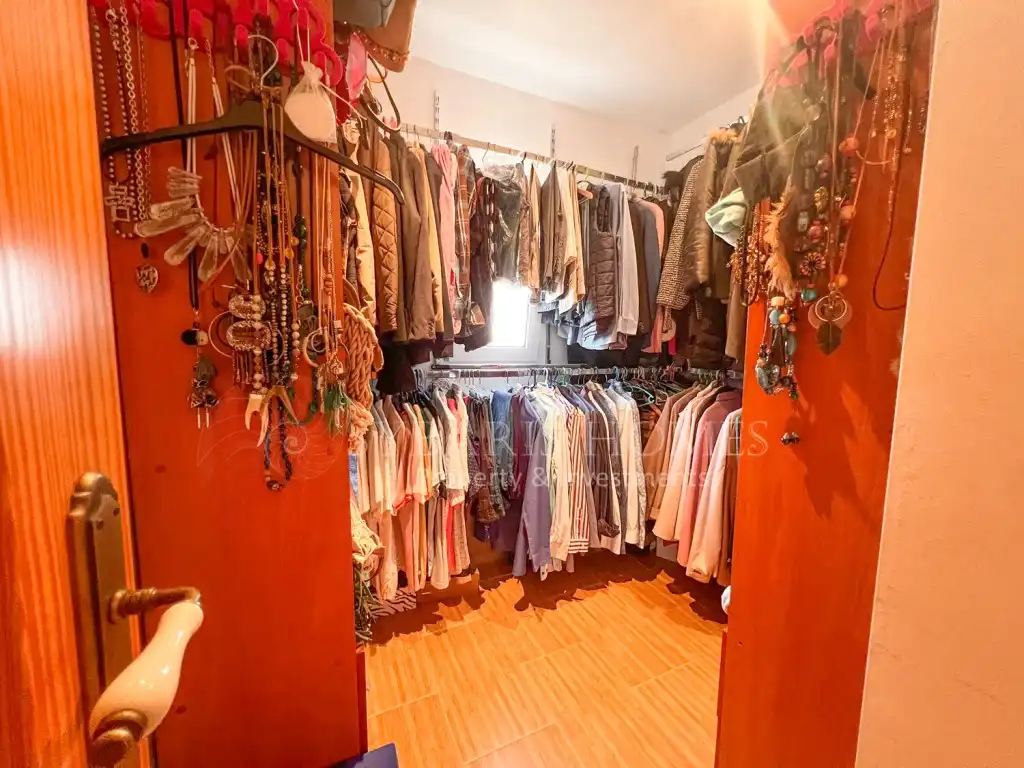 Chalet con piscina en venta en Carrer Metge Manuel Vallalta, imagen 11