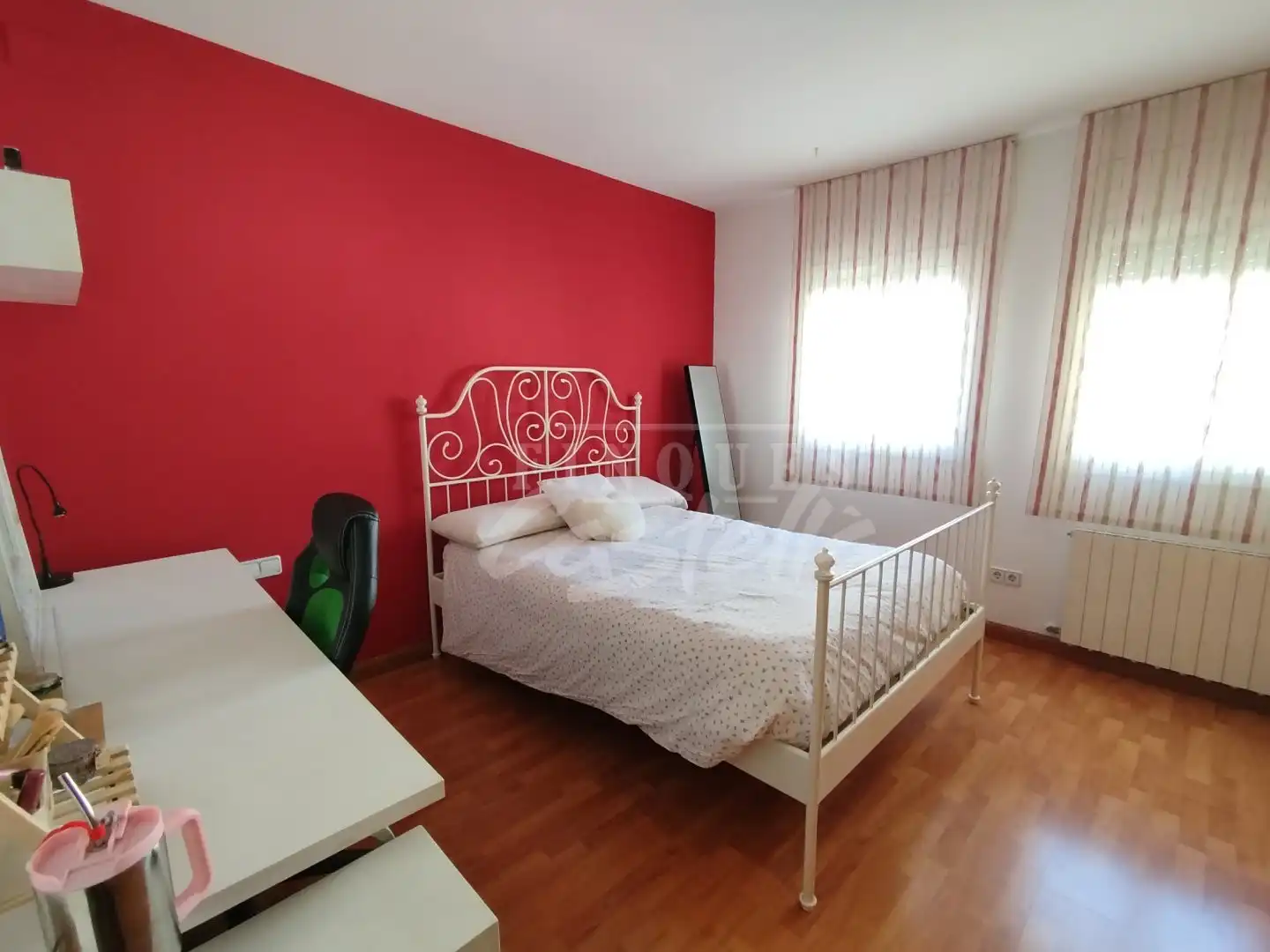 Dormitori de Pis en venda en Mataró amb Aire condicionat, Calefacció i Terrassa