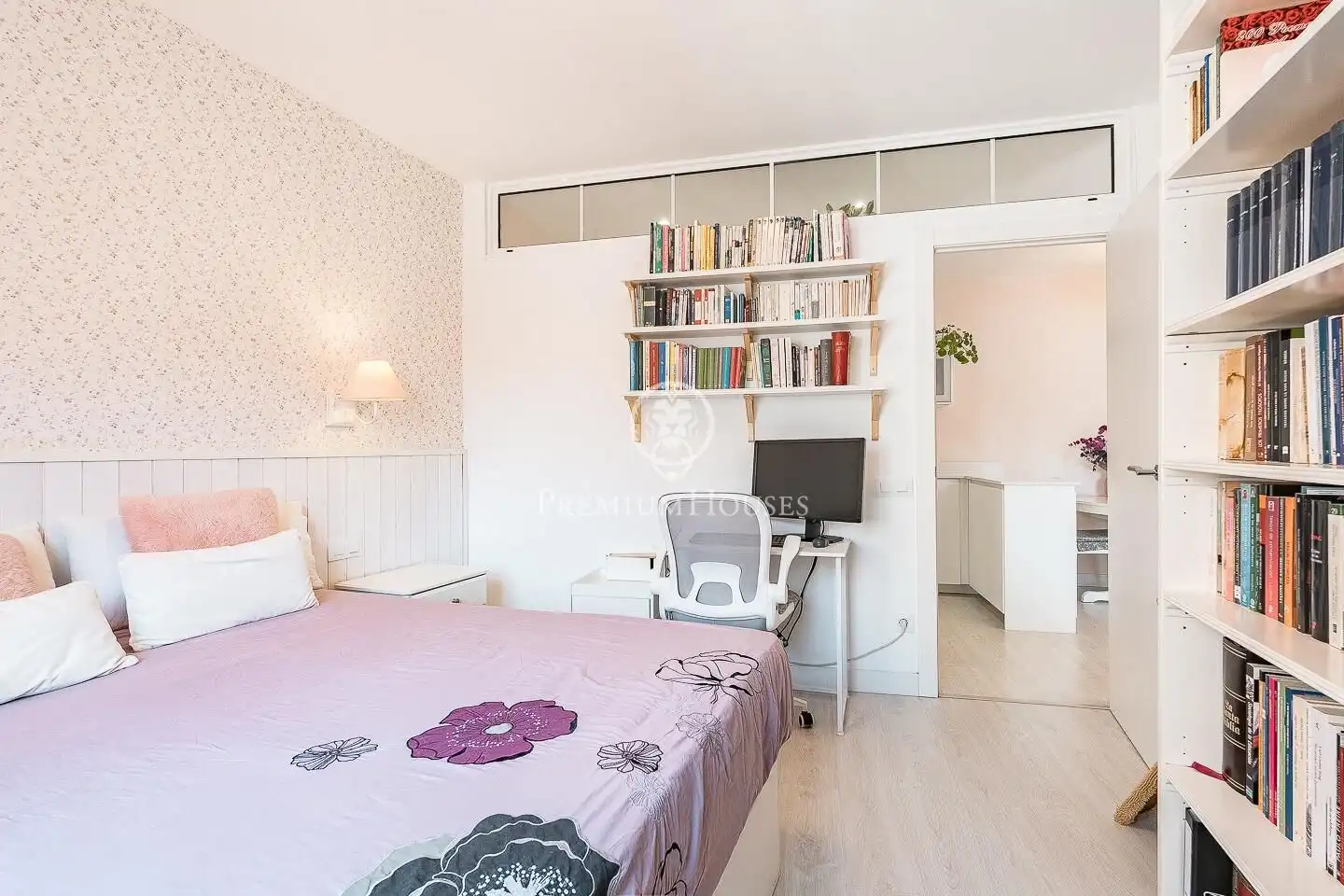 Schlafzimmer von Wohnungen zum Verkauf in Barcelona mit Klimaanlage, Heizung und Parkett
