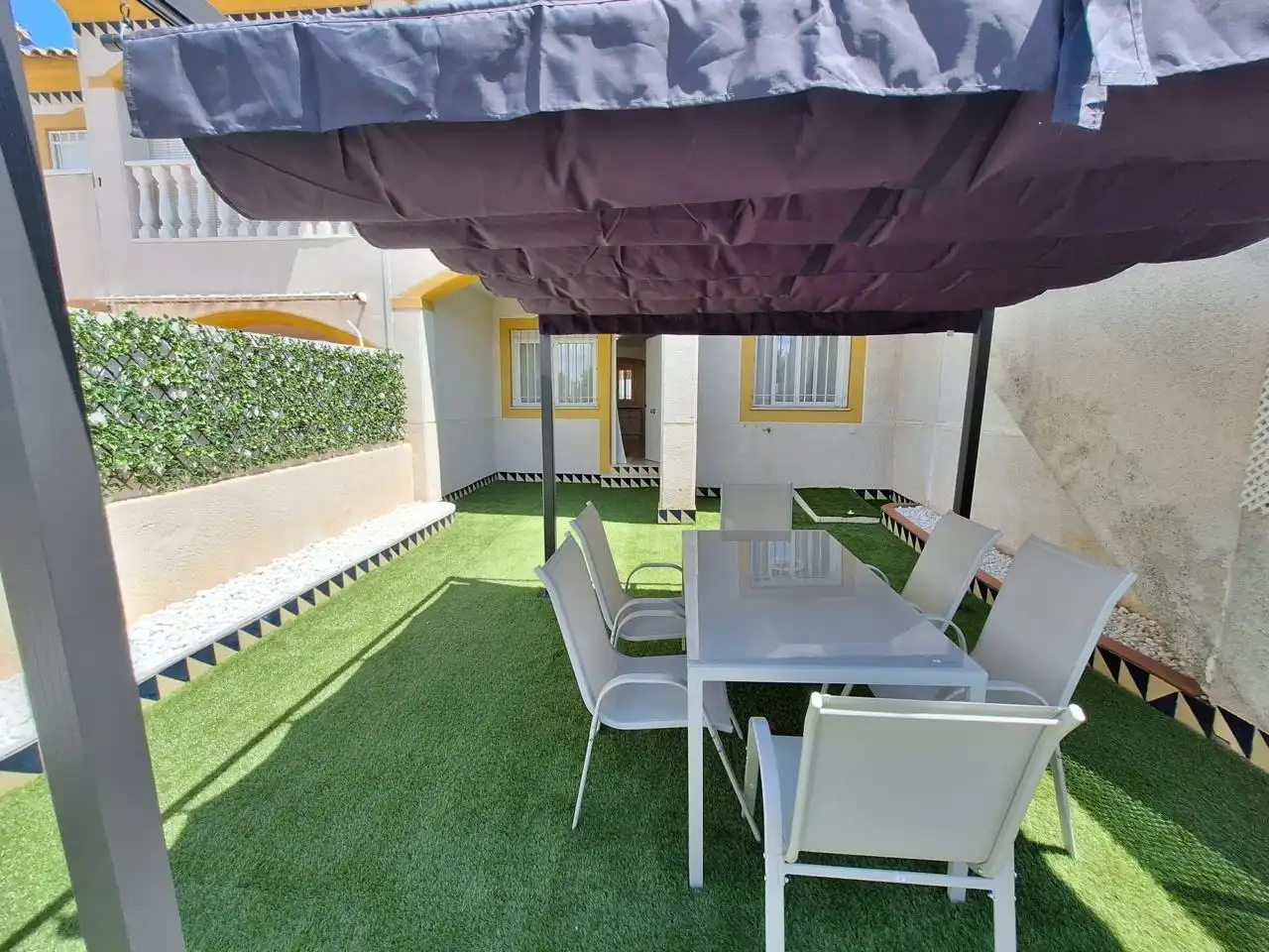 Terrassa de Planta baixa en venda en Torrevieja amb Terrassa, Moblat i Piscina comunitària