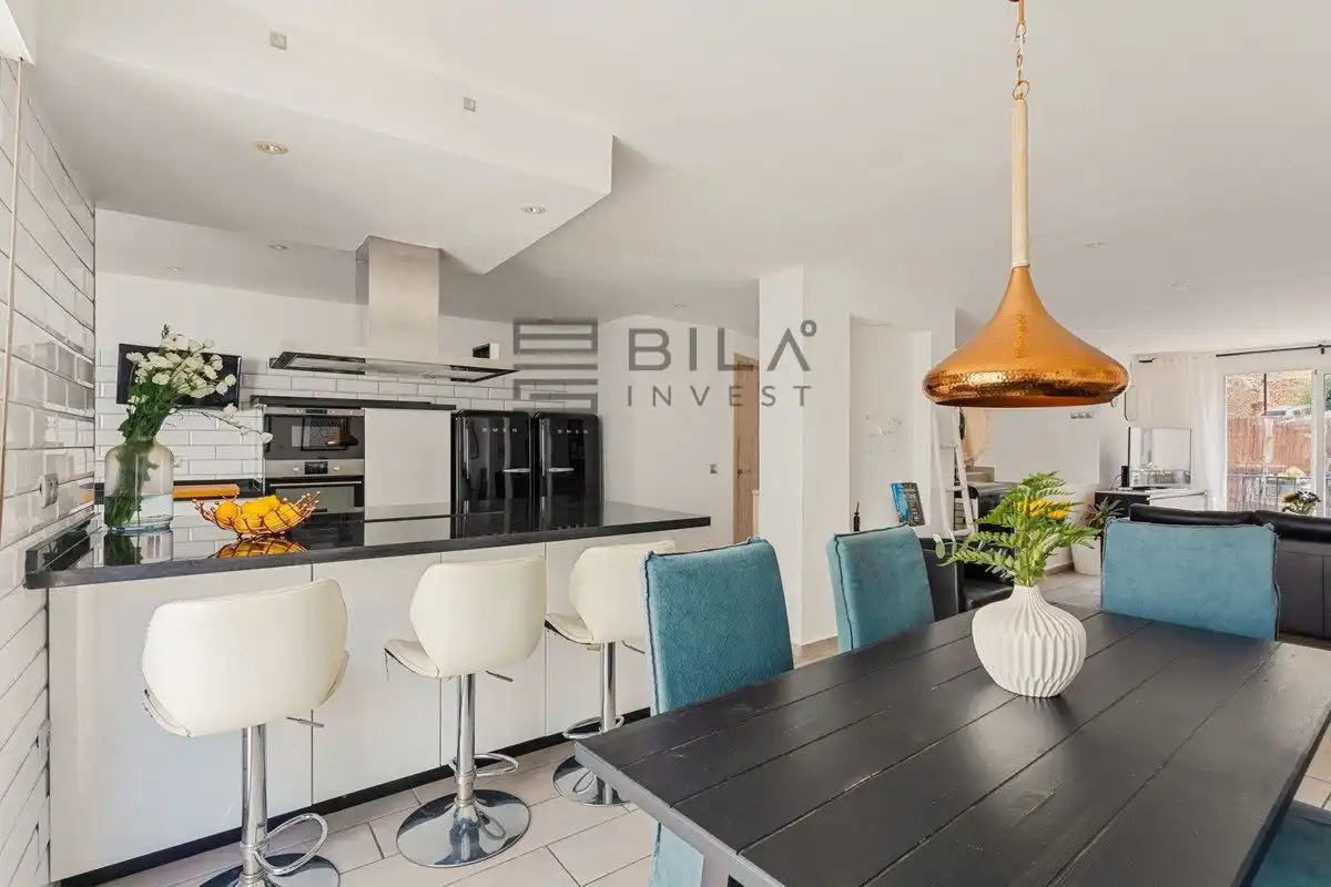 Maison mitoyenne avec piscine à vendre à Urb. Mimosas, imagen 9