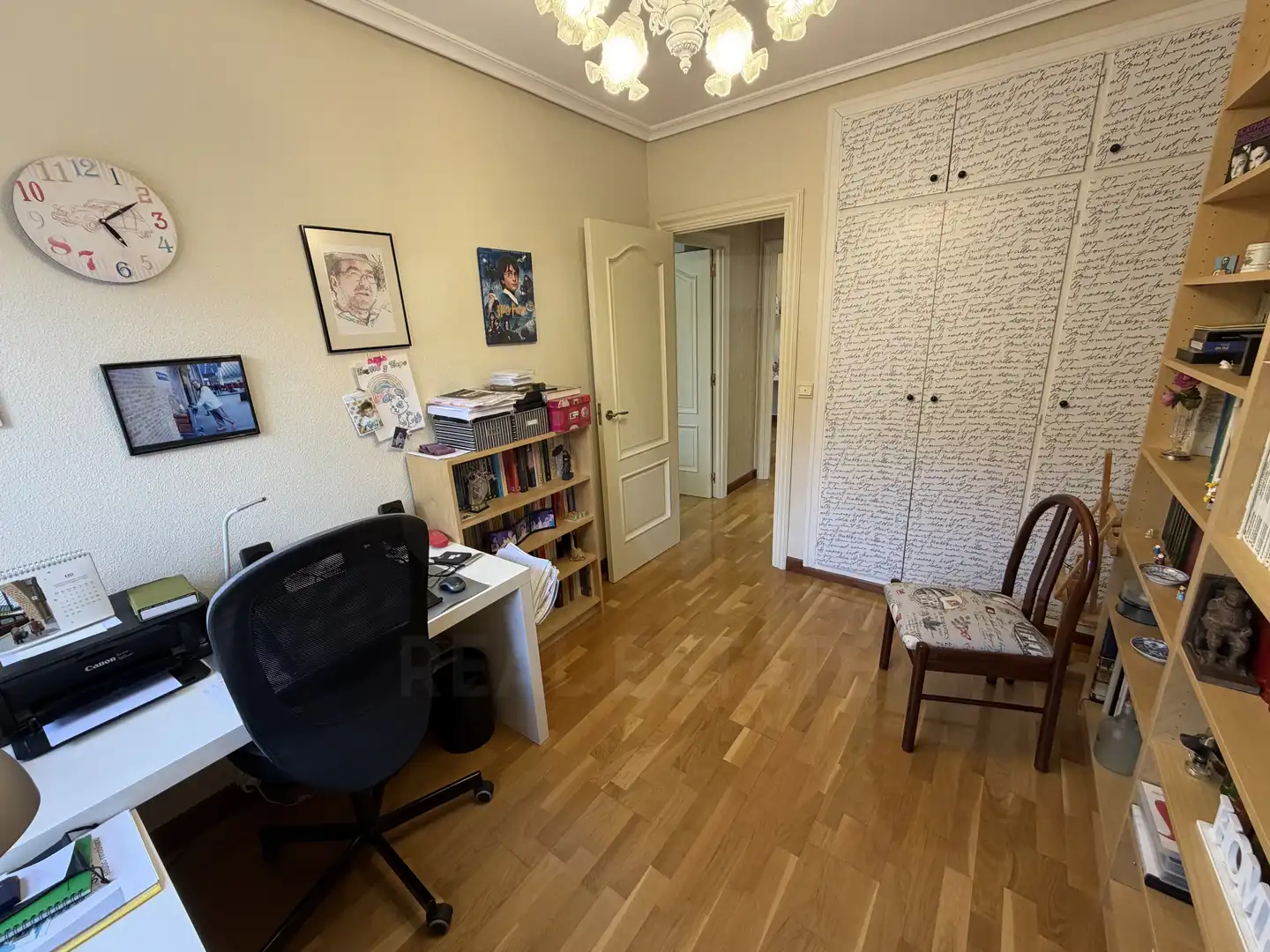 Bedroom of Flat for sale in Arturo Eyries
