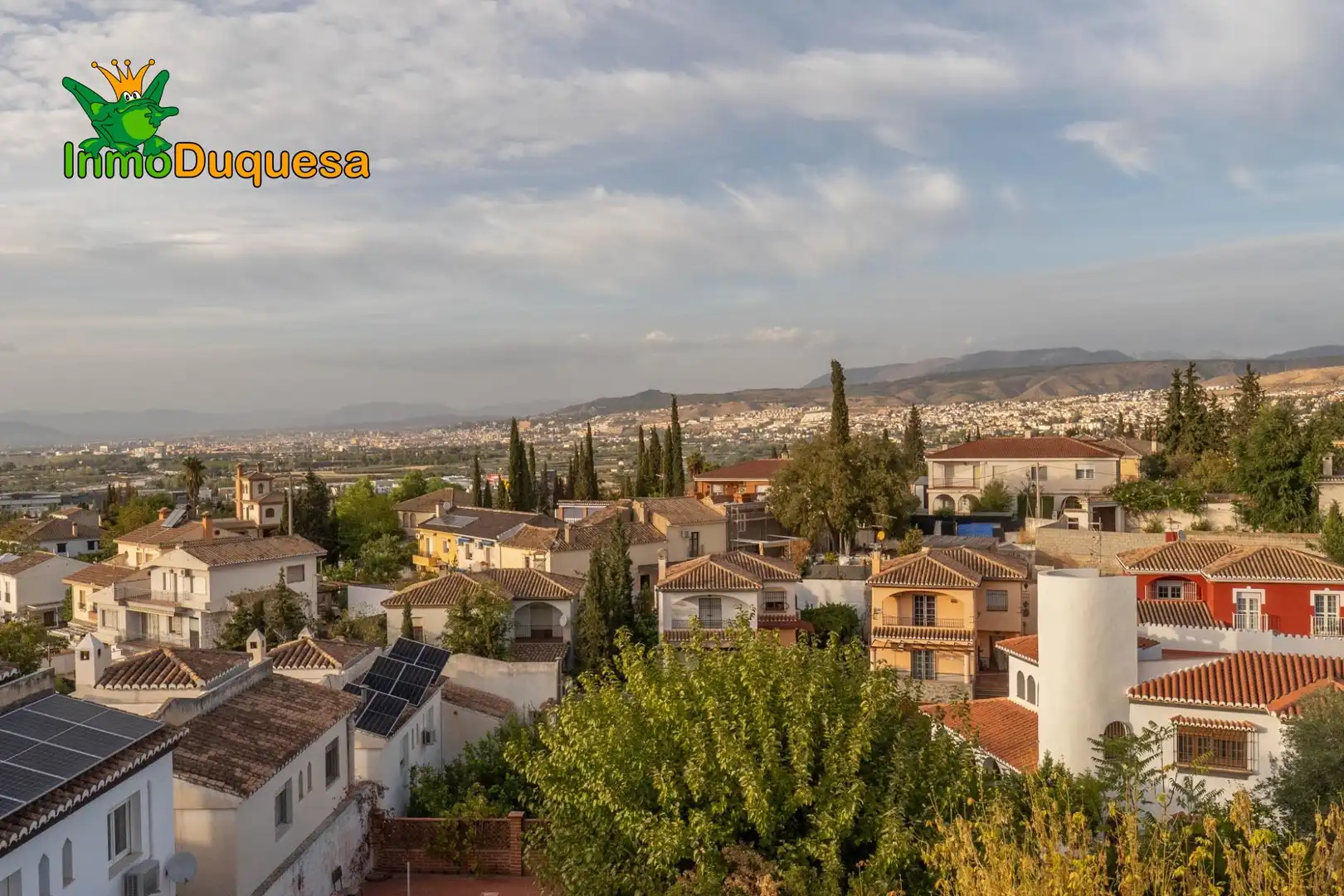Xalet amb terrassa en venda a La Zubia Ciudad