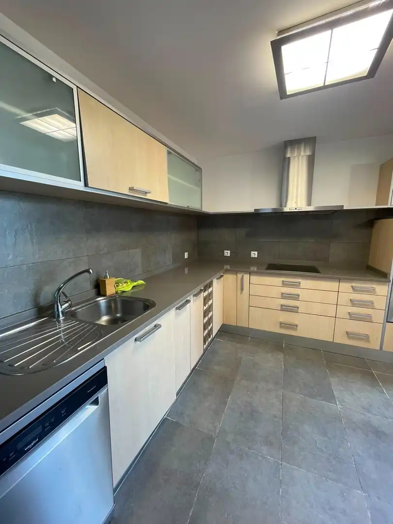 Kitchen of Flat for rent in Pozuelo de Alarcón  with Air Conditioner, Heating and Private garden