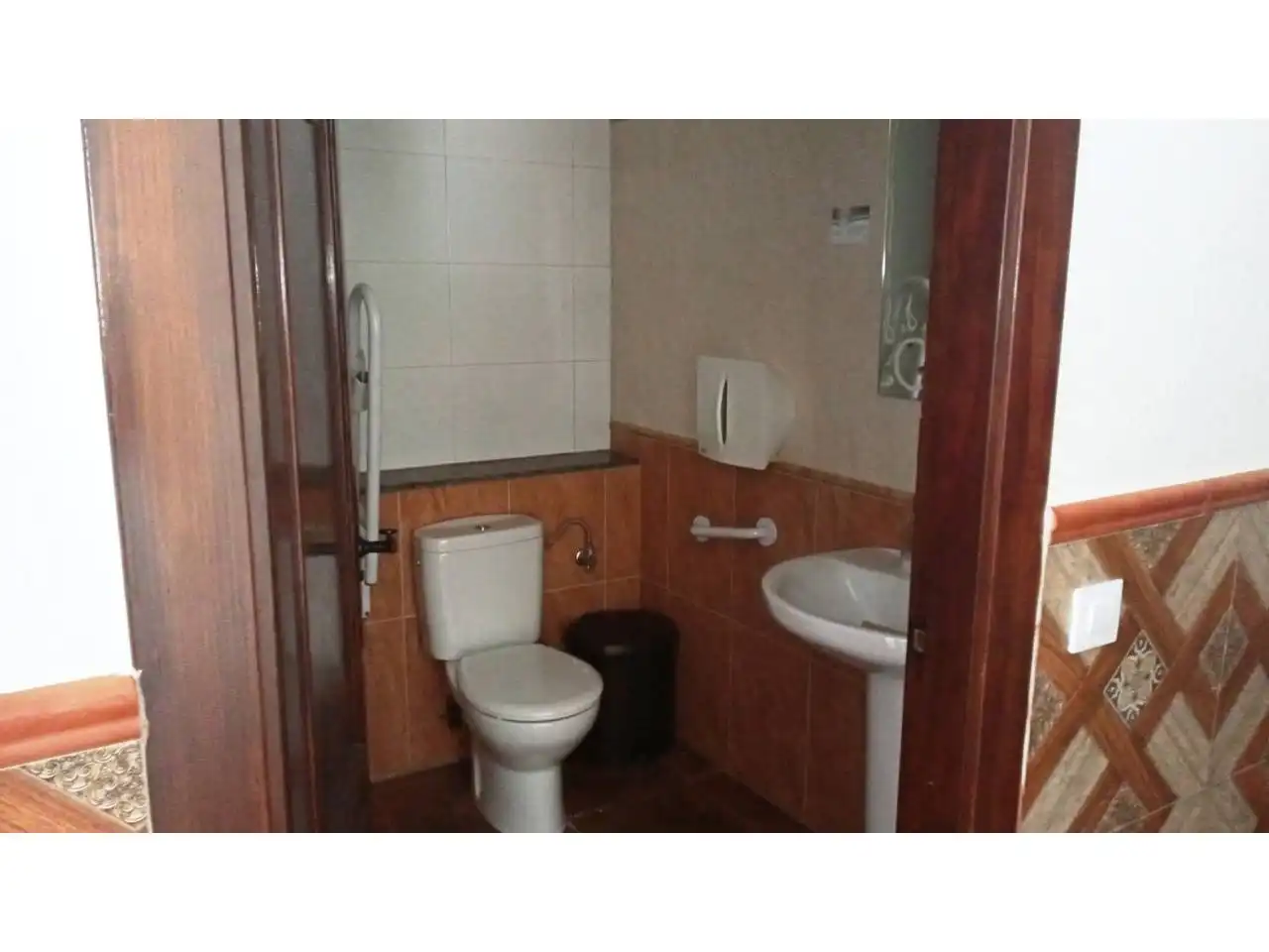 Business premises for sale in Avenida Mediterráneo, imagen 11