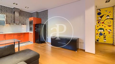 Foto 5 de Piso de alquiler en Pl. del Baró de Cortés, Russafa, Valencia Capital