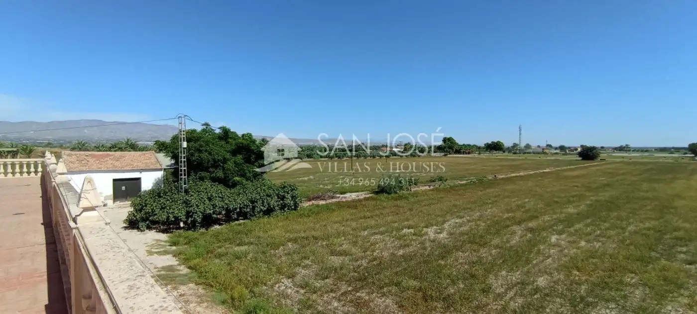 Casa o chalet en venta en Crevillent con Aire acondicionado, Calefacción y Jardín privado