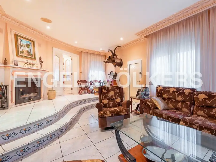 Sala d'estar de Casa o xalet en venda en Onda amb Calefacció, Jardí privat i Terrassa