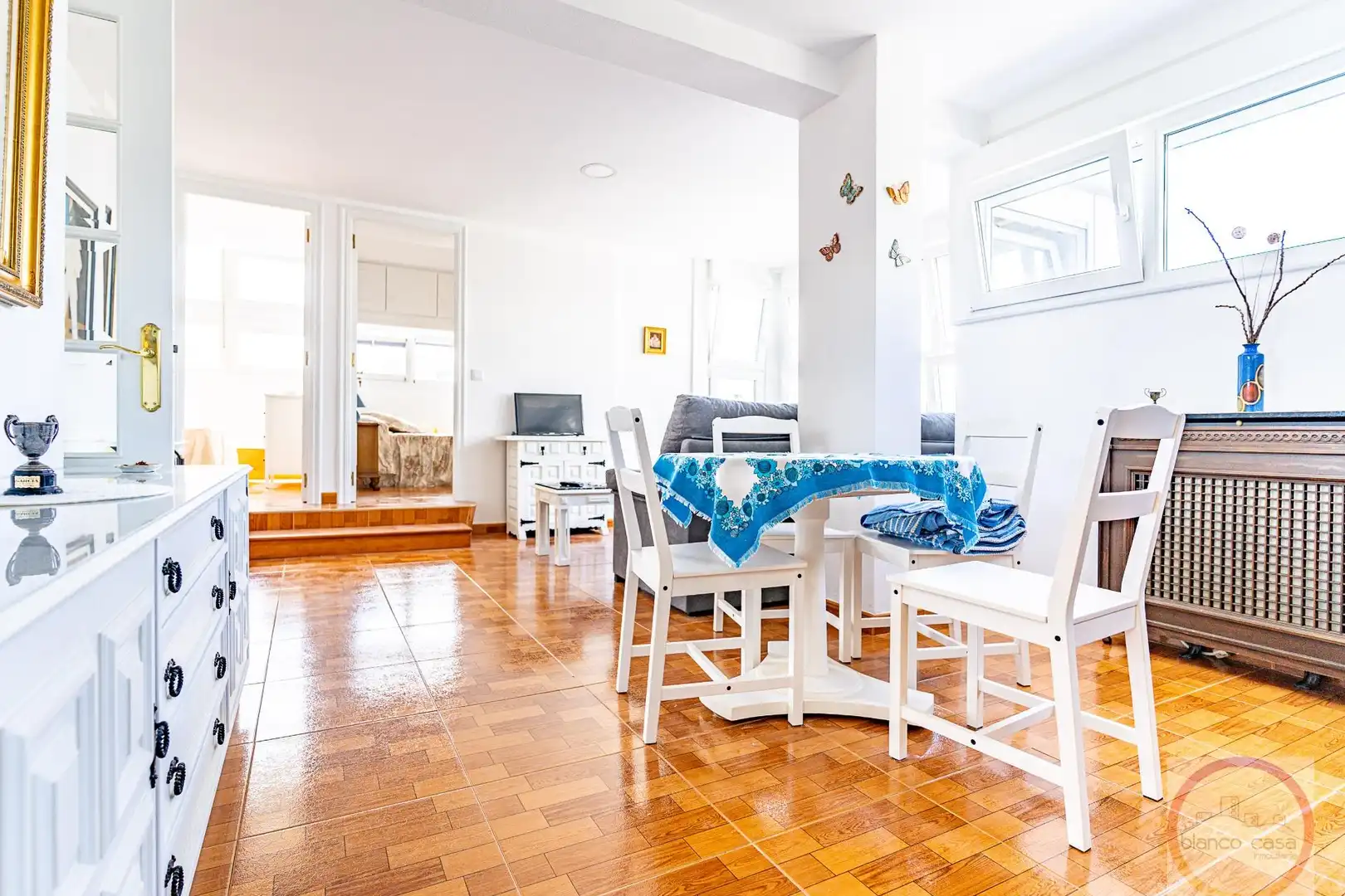Comedor de Piso en venta en A Coruña Capital  con Calefacción y Amueblado
