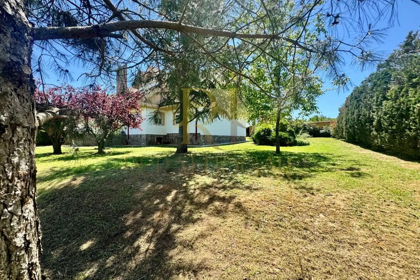 Casa o chalet en venta en Santovenia de la Valdoncina con Calefacción, Jardín privado y Parquet