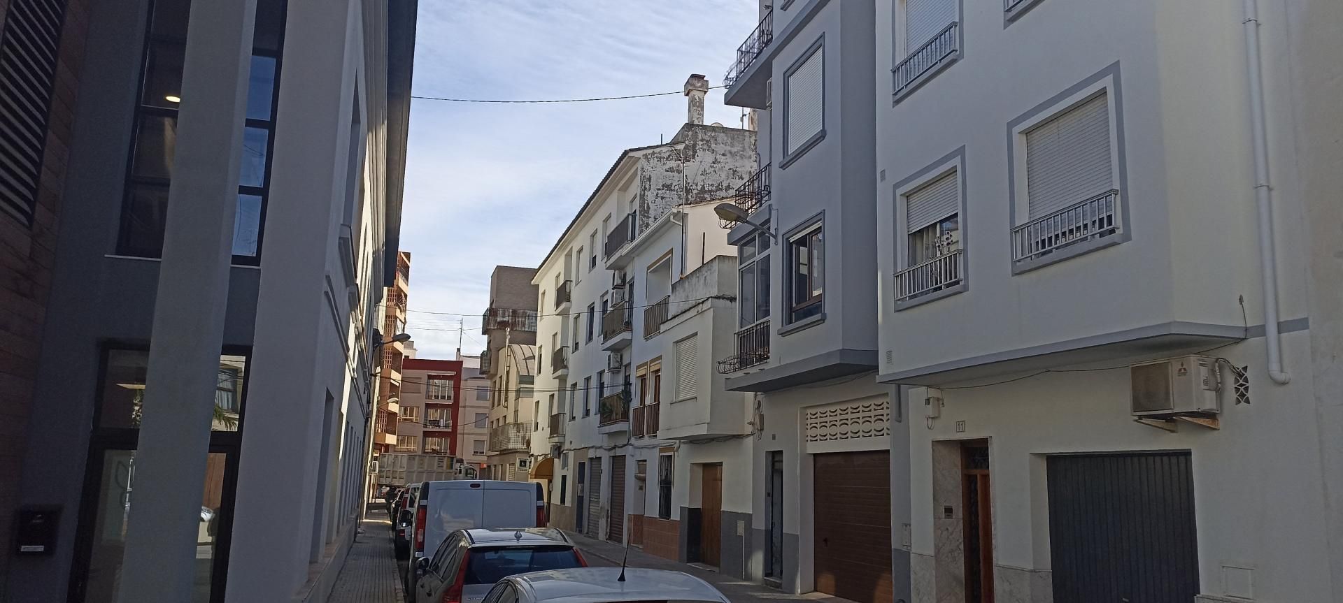 Vista exterior de Apartament en venda en Oliva amb Balcó