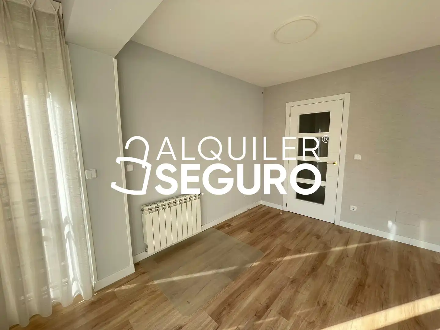 Piso de alquiler en de Blas Cabrera, Las Águilas