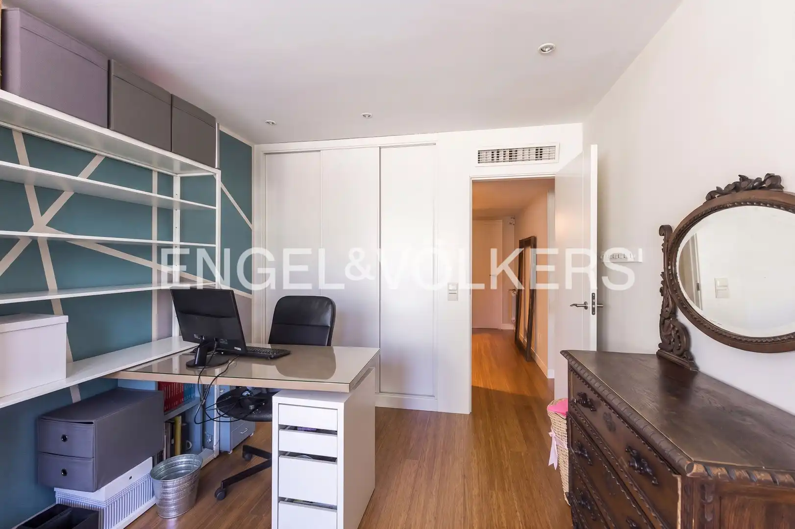 Houses for sale in La Moraleja  with Air Conditioner, Heating and Private garden