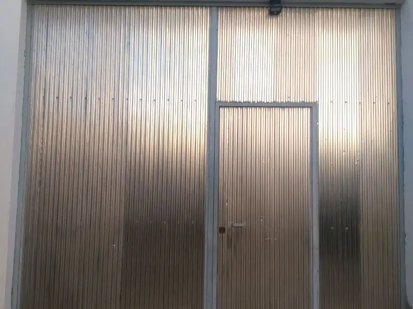 Vista exterior de Local en venta en La Guardia