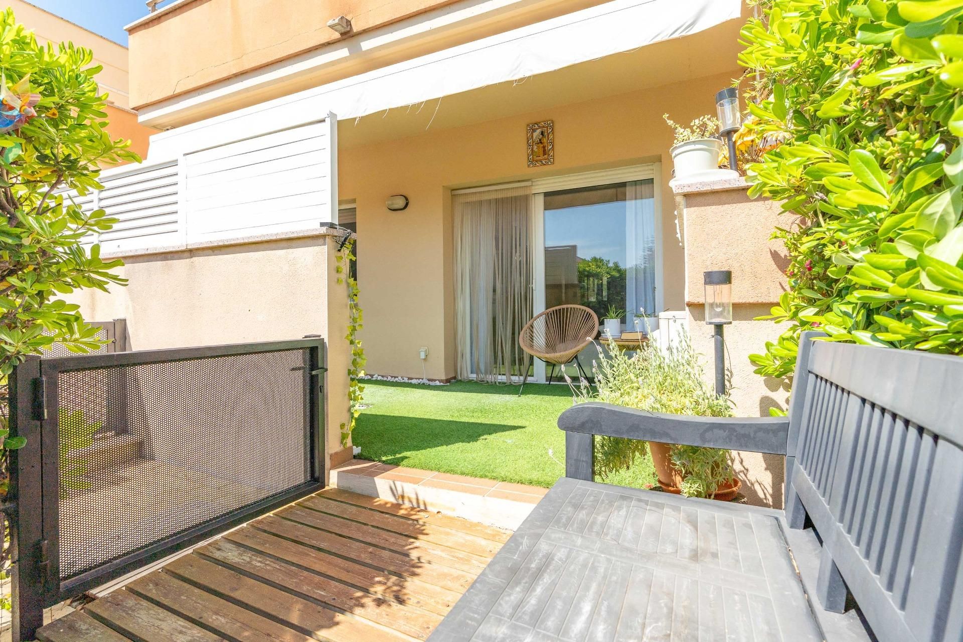 Terrassa de Planta baixa en venda en Cubelles amb Aire condicionat, Calefacció i Parquet