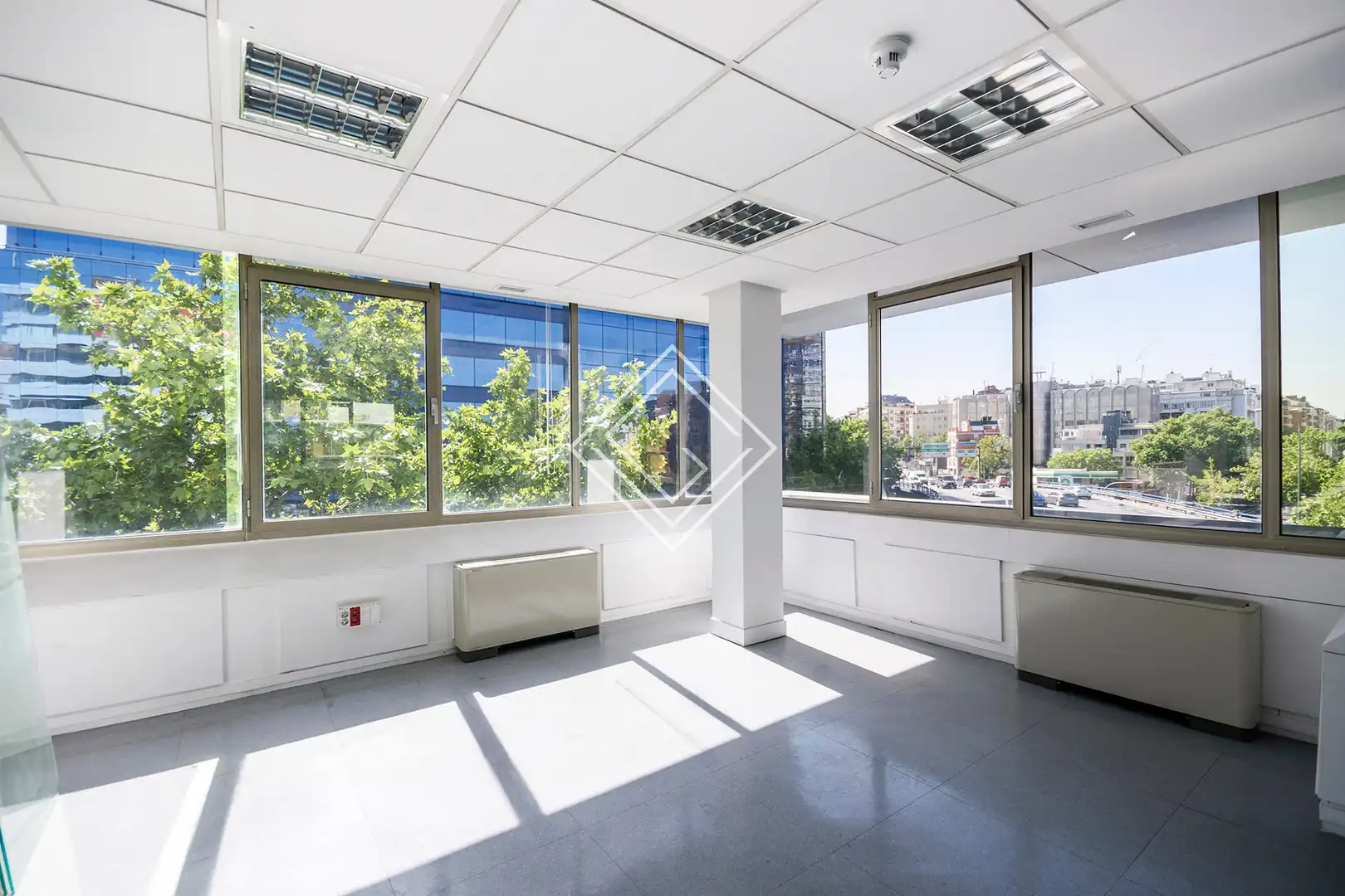 Büro mit Aufzug zur Miete in Calle del Príncipe de Vergara, imagen 2