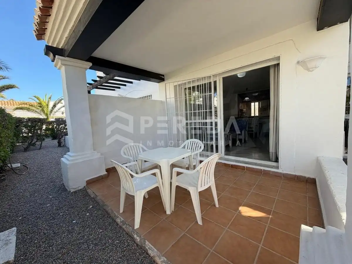 Terraza de Apartamento en venta en Roquetas de Mar con Aire acondicionado, Jardín privado y Terraza