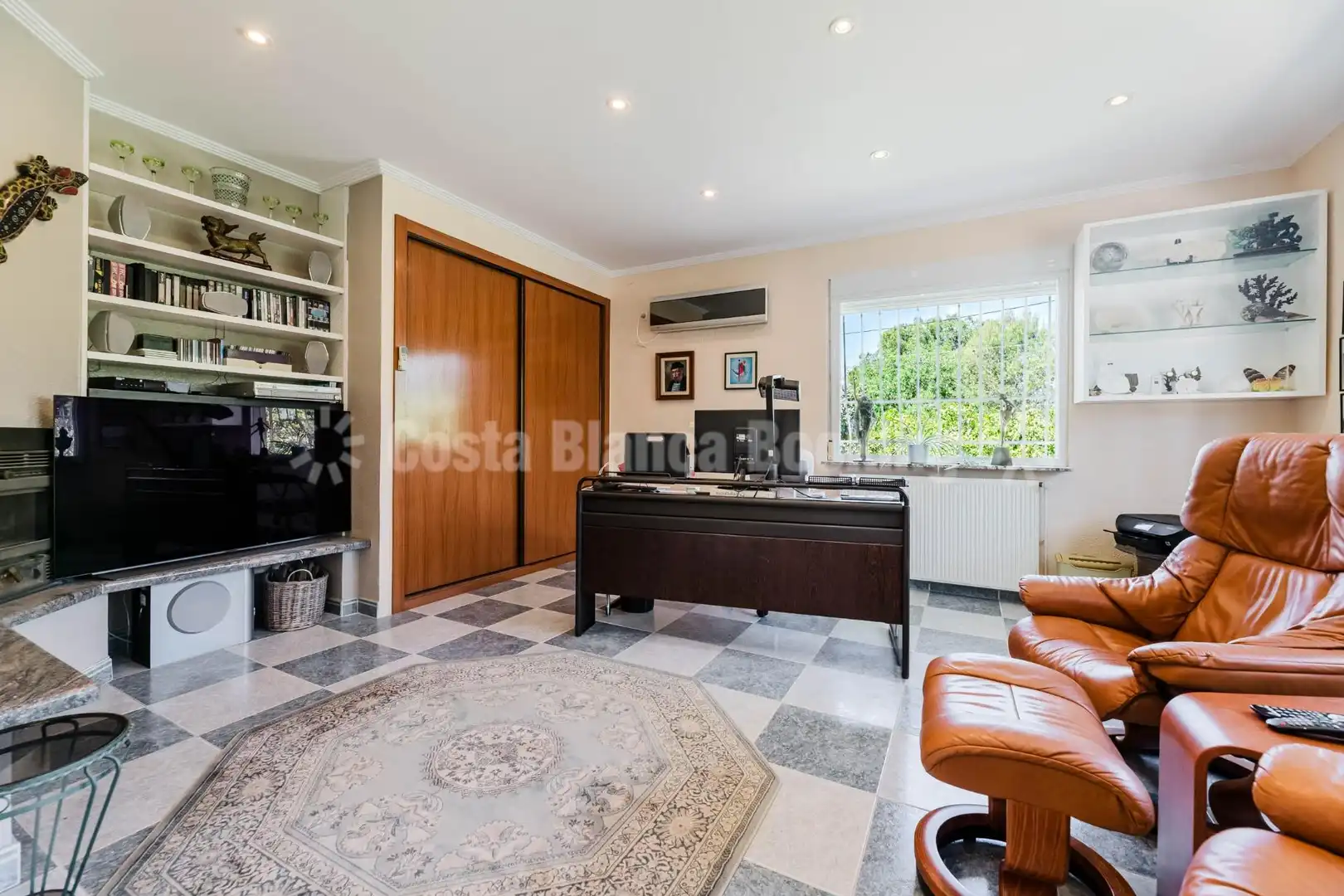 Houses for sale in L'Alfàs del Pi  with Air Conditioner, Heating and Private garden