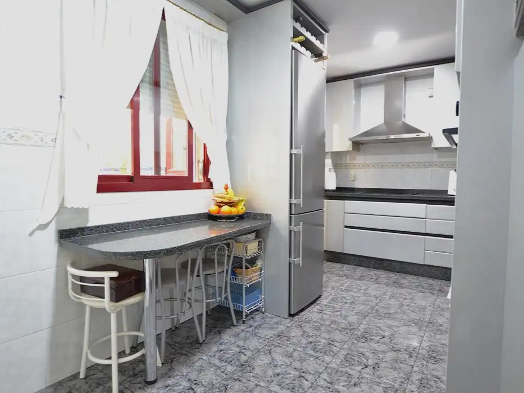 Kitchen of Flat for sale in Córdoba  with Terrace
