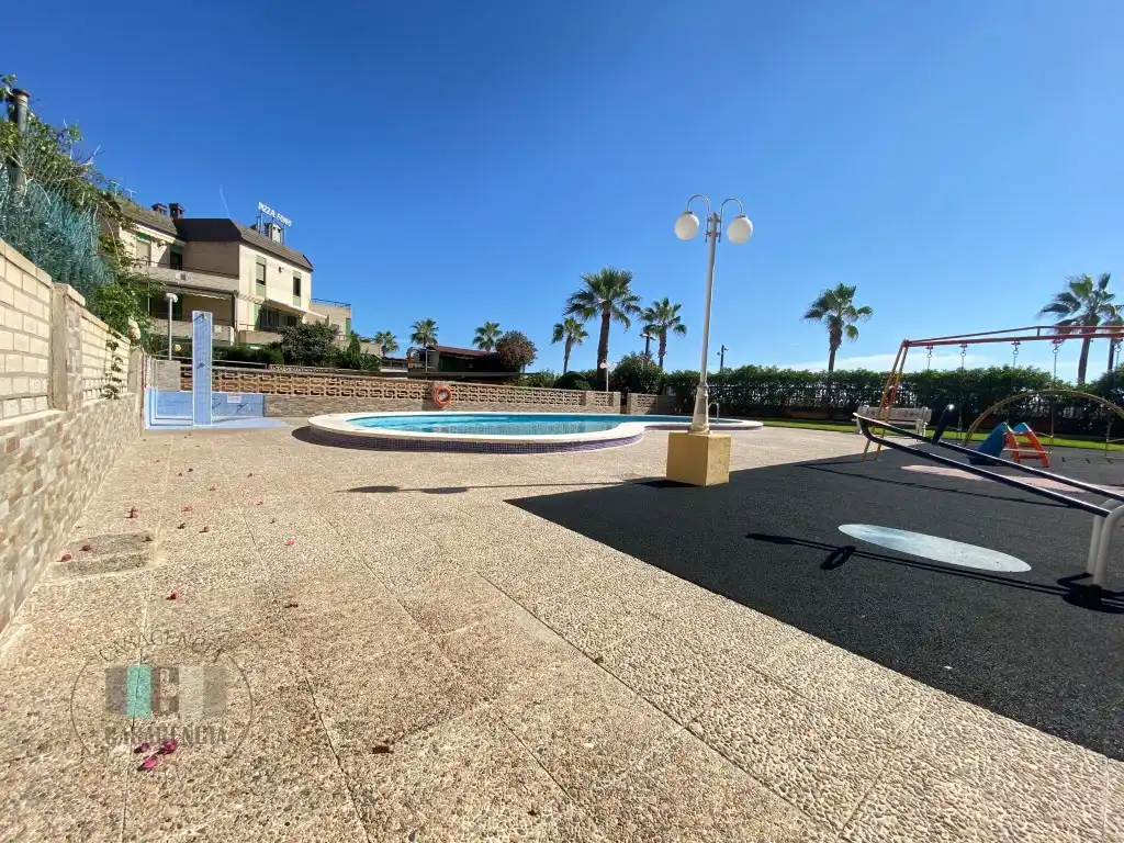 Flat for sale in Calle Navarra, Playa Morro de Gos
