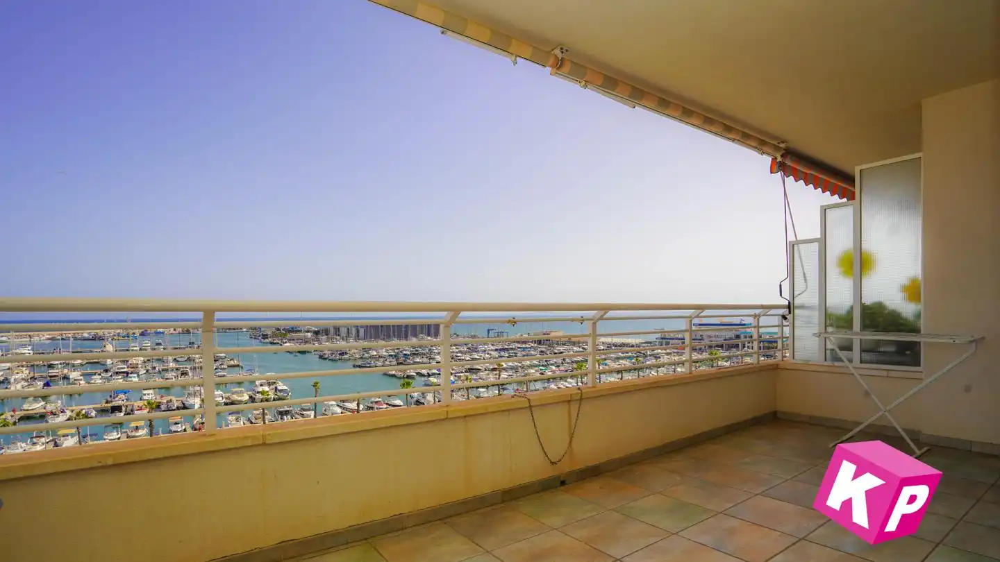 Terrasse von Wohnung zum Verkauf in Santa Pola mit Klimaanlage, Heizung und Terrasse