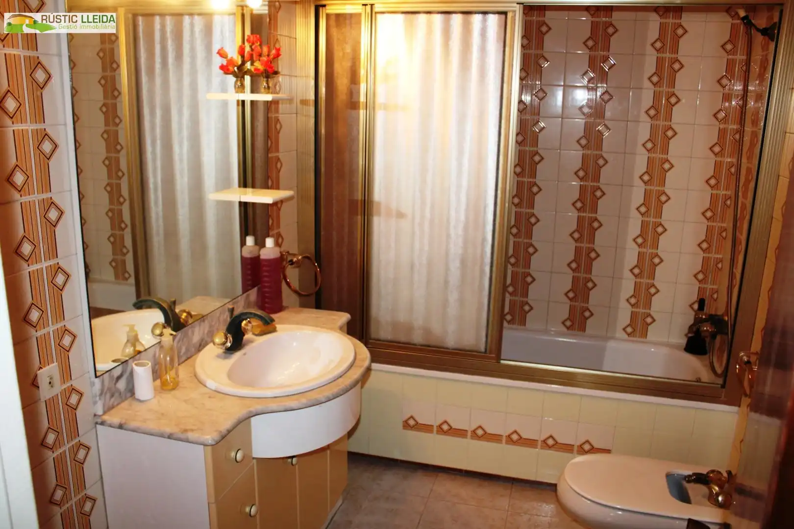 Bathroom of Flat for sale in Bellpuig  with Heating, Storage room and Balcony