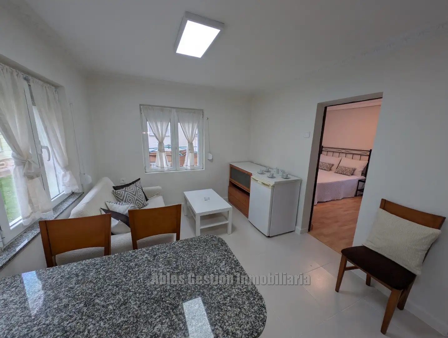 Schlafzimmer von Wohnung zum Verkauf in Oviedo  mit Möbliert