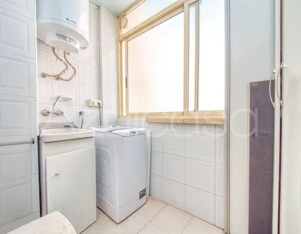 Badezimmer von Wohnung zum Verkauf in Sant Joan d'Alacant mit Klimaanlage, Terrasse und Gemeinschaftspool