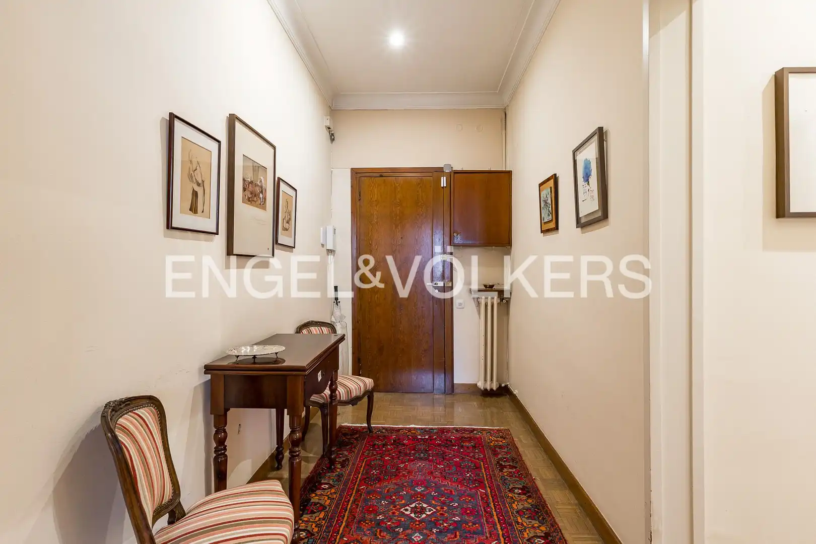 Flat for sale in Barcelona  with Heating and Parquet flooring