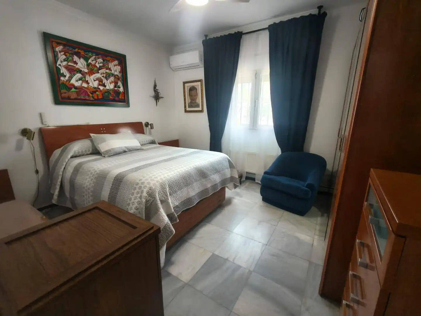 Dormitori de Casa o xalet en venda en Chiclana de la Frontera amb Aire condicionat, Jardí privat i Traster