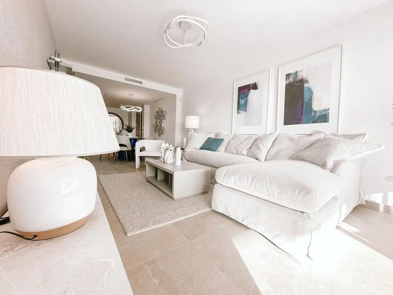 Sala d'estar de Apartament en venda en Estepona amb Aire condicionat, Calefacció i Terrassa