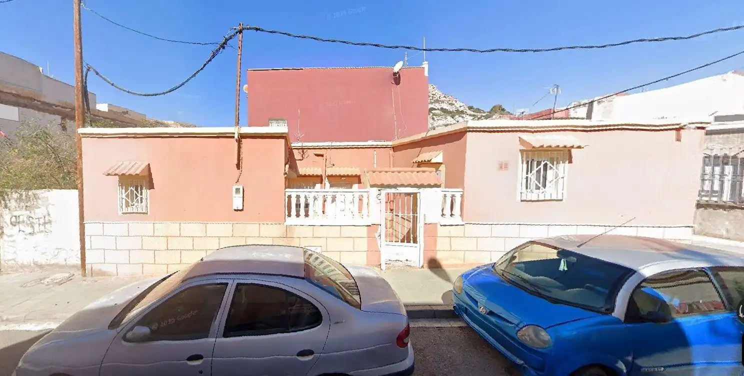 Adosado en venta en Calle RUANO 19, imagen 2