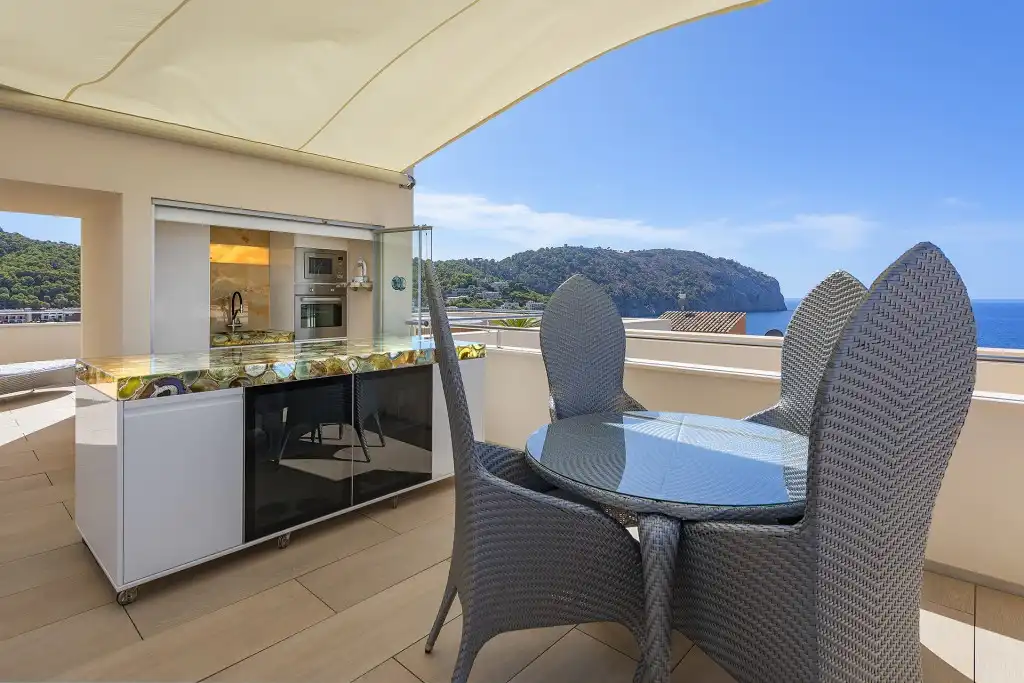 Terrasse von Wohnungen zum Verkauf in Andratx mit Terrasse, Schwimmbad und Balkon